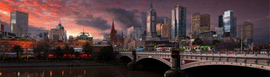 Melbourne CBD Tram on bridge