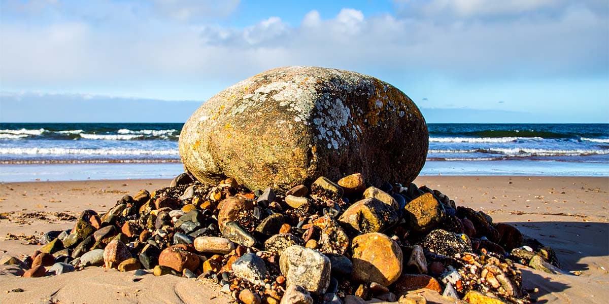 rocks pebbles sand 